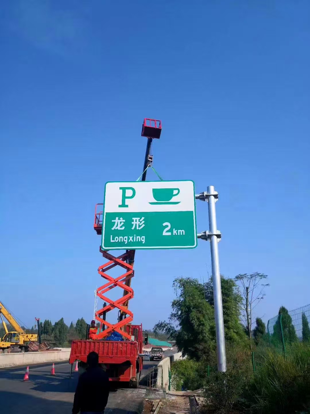 淮安市监控杆指路牌 - 方案